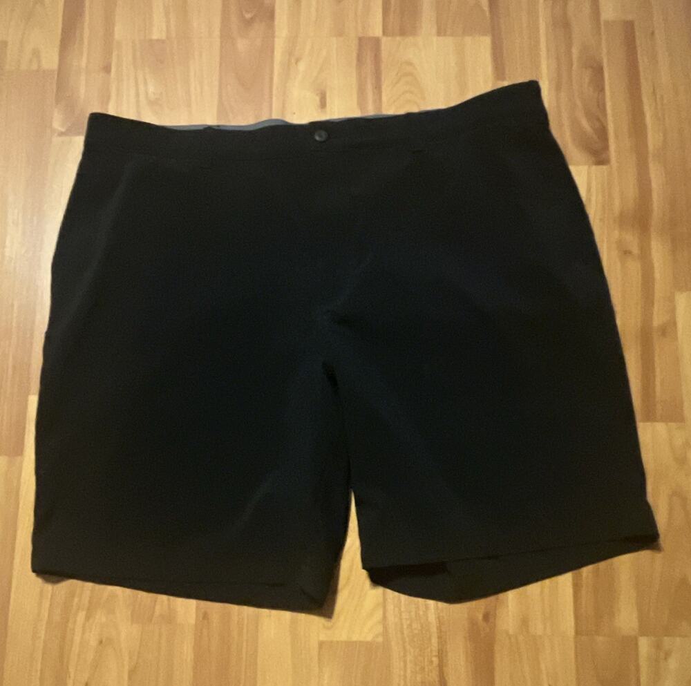Ben Hogan Men’s Black Solid Chino Shorts Flat Front Button Pockets Washable